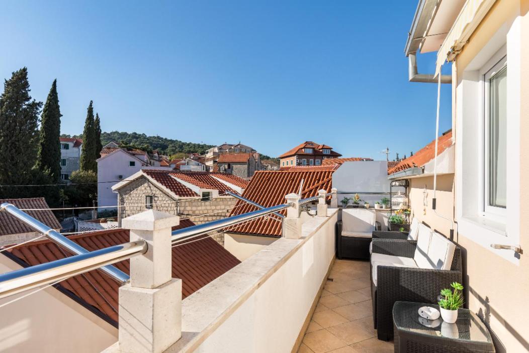 Apartments Sonja Split Exterior photo