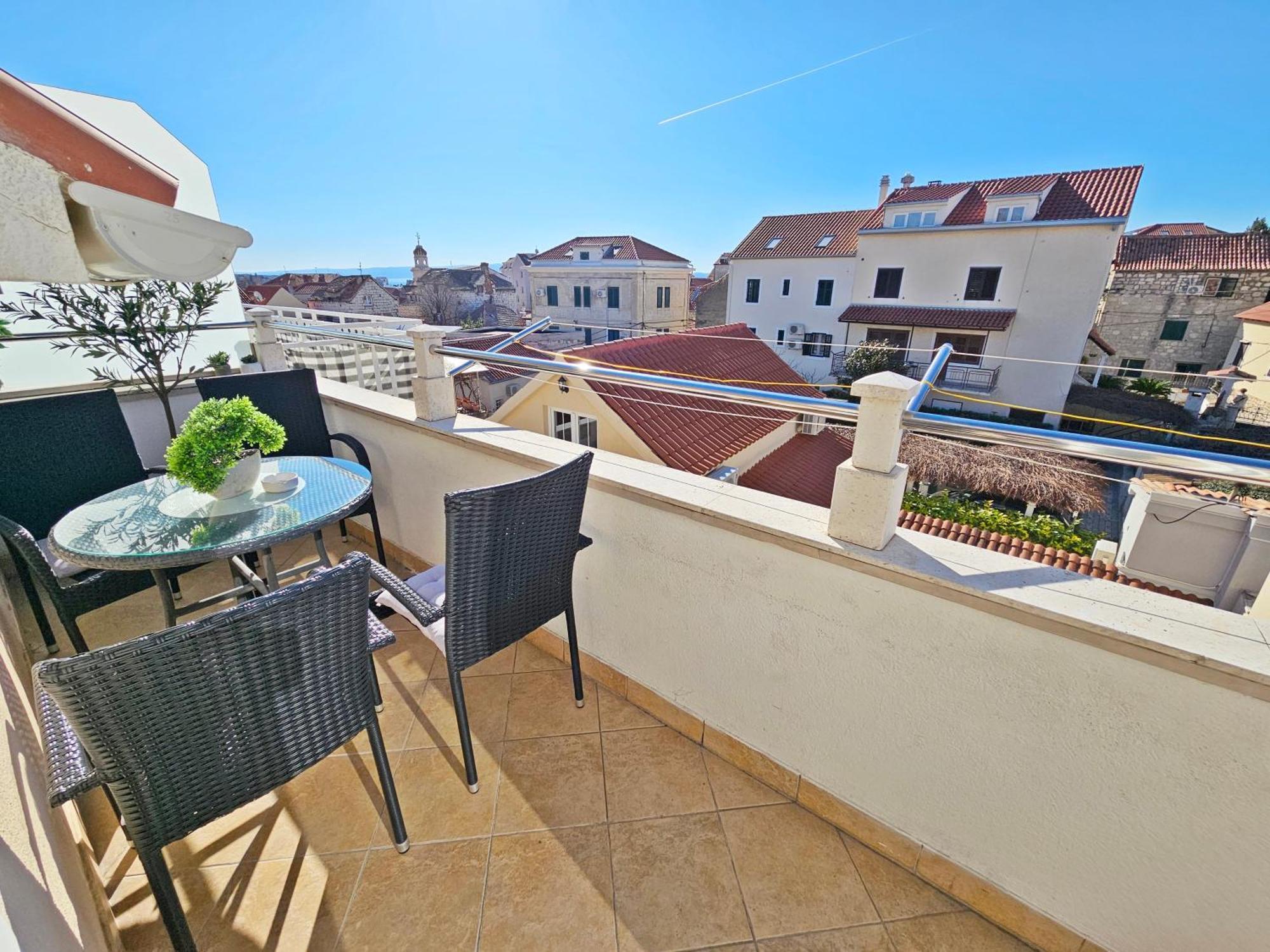 Apartments Sonja Split Exterior photo